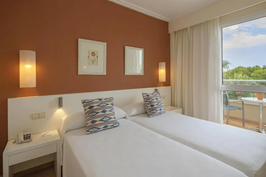 APARTMENT TWO BEDS Room, HM Mar Blau, Majorca