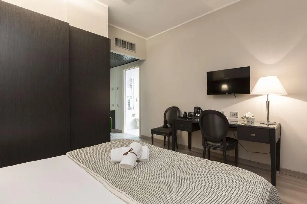 DOUBLE SINGLE USE DELUXE Room, Just Hotel Lomazzo Fiera, Milan