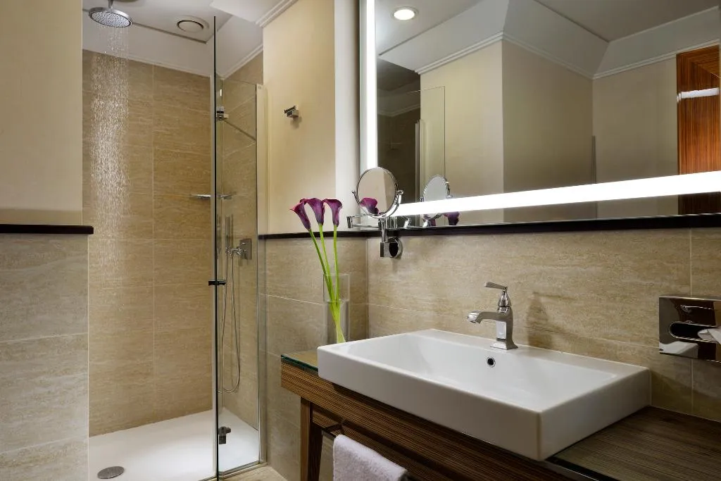DOUBLE CLASSIC Room, UNA HOTELS Decò Roma, Rome