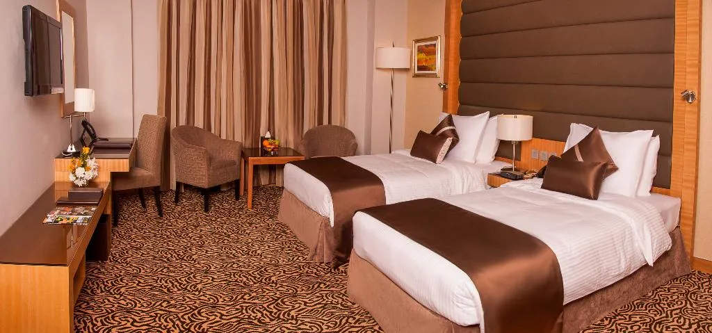 TWIN SUPERIOR Room, Copthorne Hotel Sharjah, Dubai
