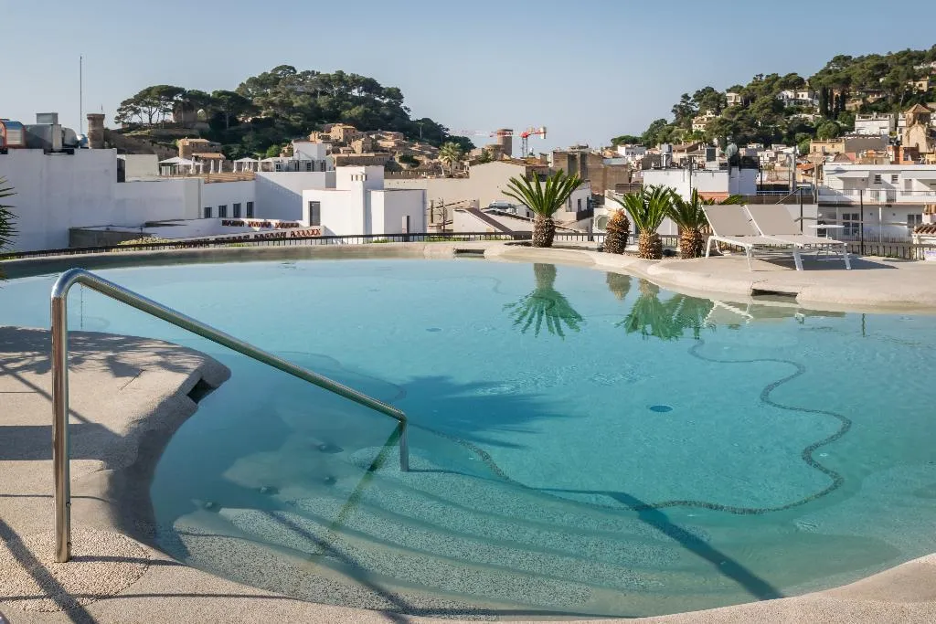 Pool, Delfin, Costa Brava