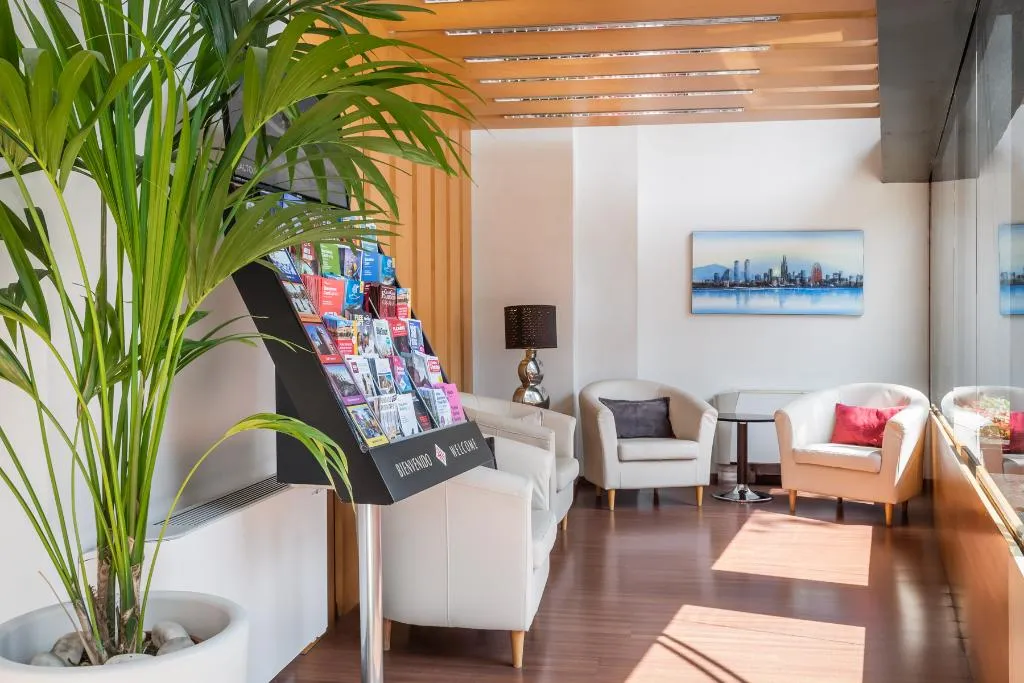 Lobby, Abbot, Barcelona