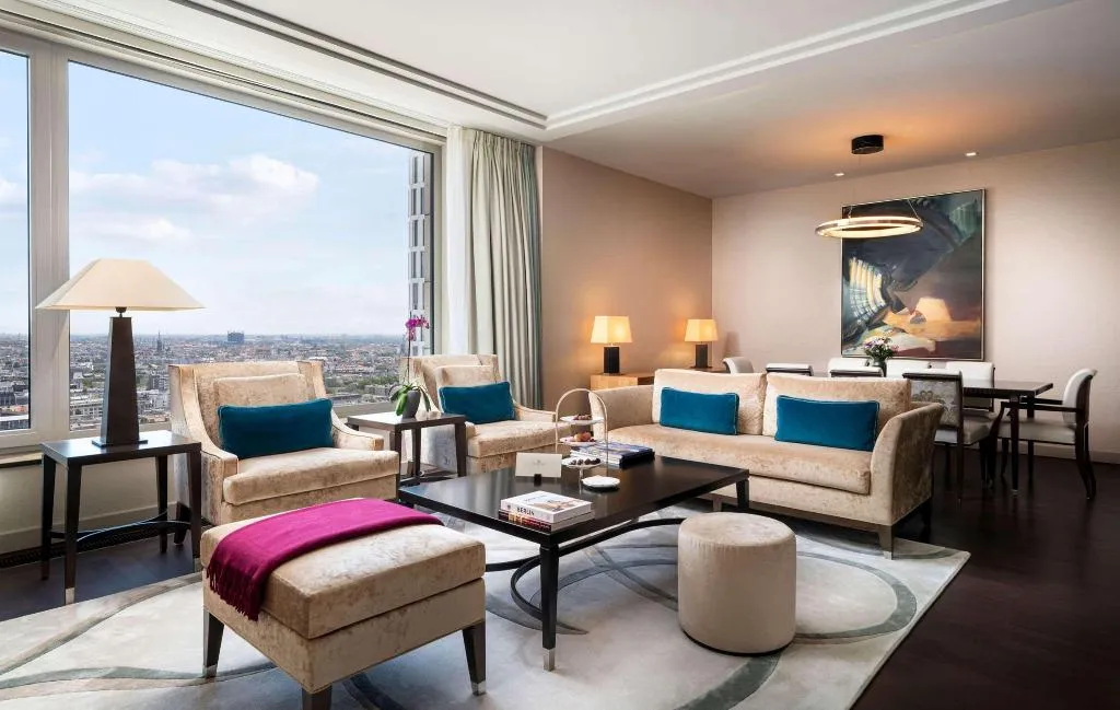 SUITE KING SIZE BED Room, Waldorf Astoria Berlin, Berlin