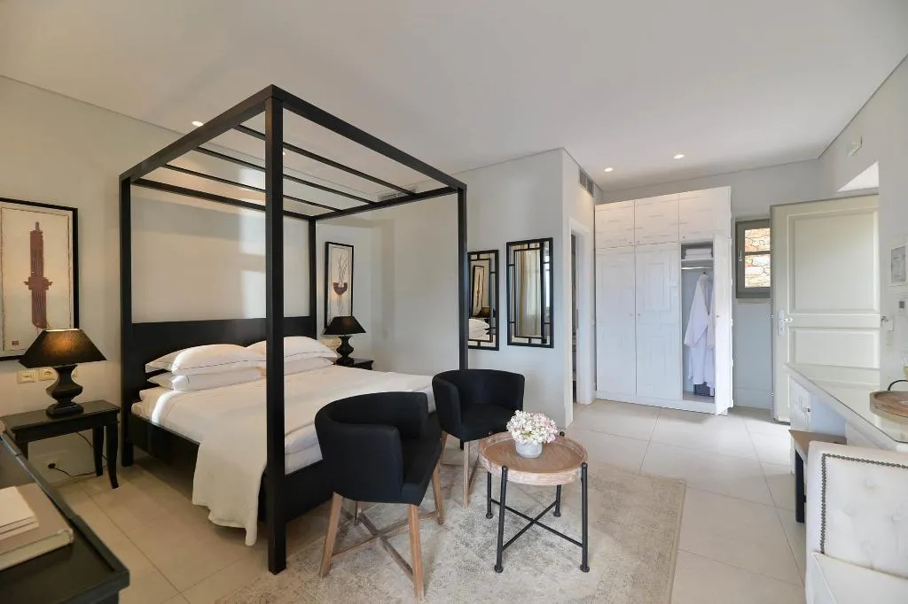 SUITE WITH JACUZZI Room, Akrolithi Boutique Hotel & Suites, Kalamata