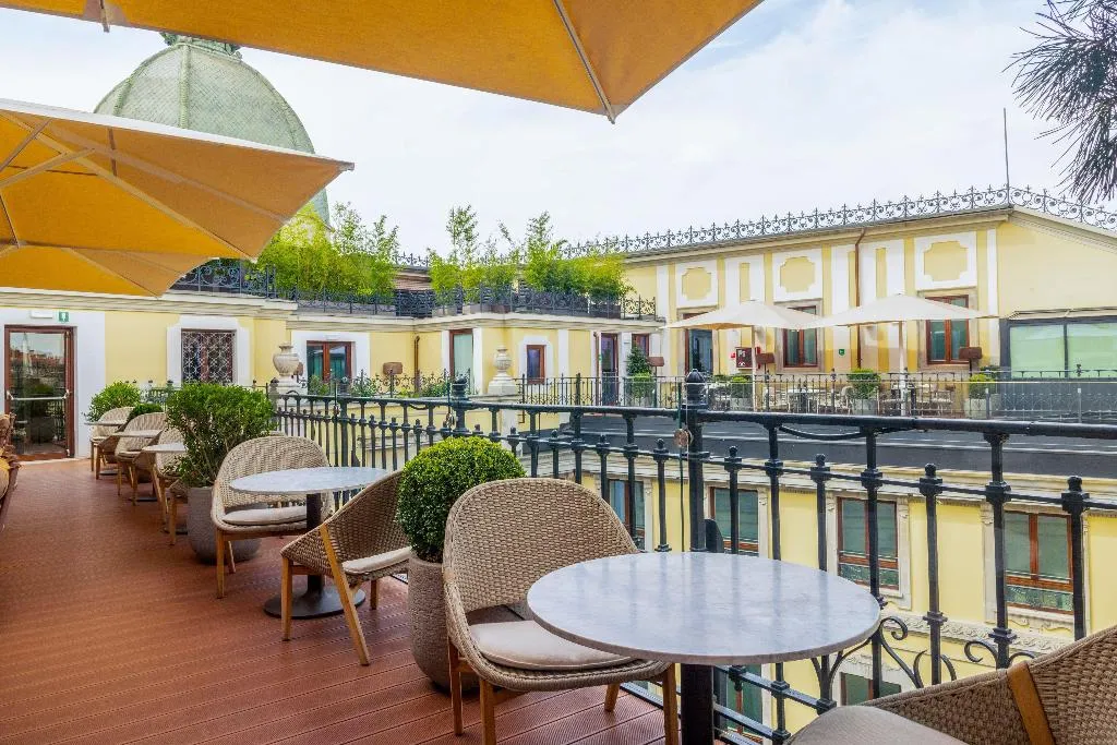 Restaurant, Palazzo Cordusio A Gran Melia Hotel, Naples