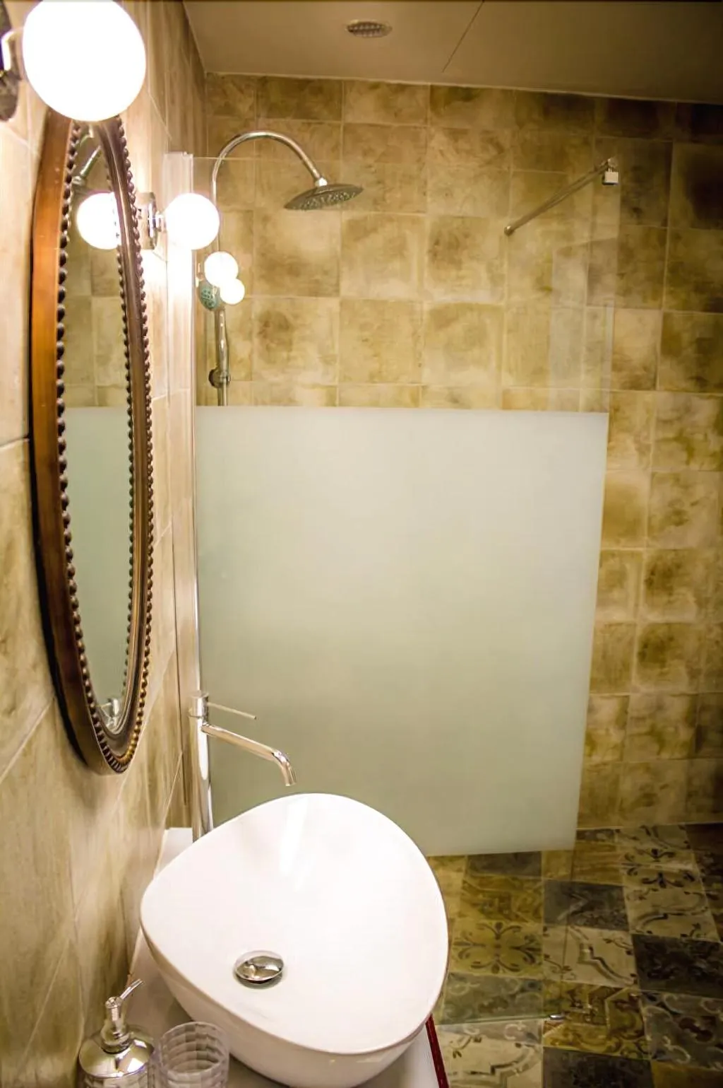 Room, Lemon Tree Bed & Breakfast by CX Collection, Malta