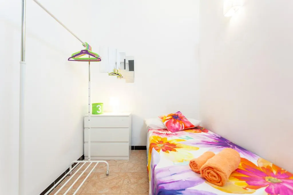 APARTMENT TWO BEDROOMS Room, Yourhouse Monges, Majorca