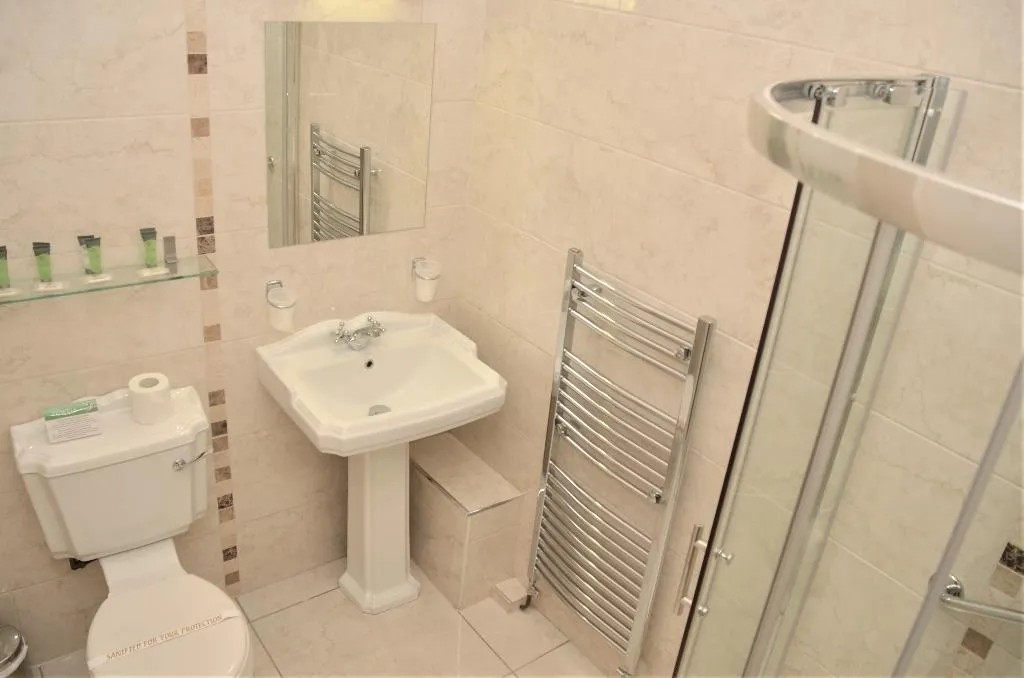 DOUBLE STANDARD Room, Hotel St George by Nina, Dublin