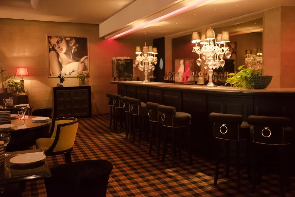 Bar, President, Athens
