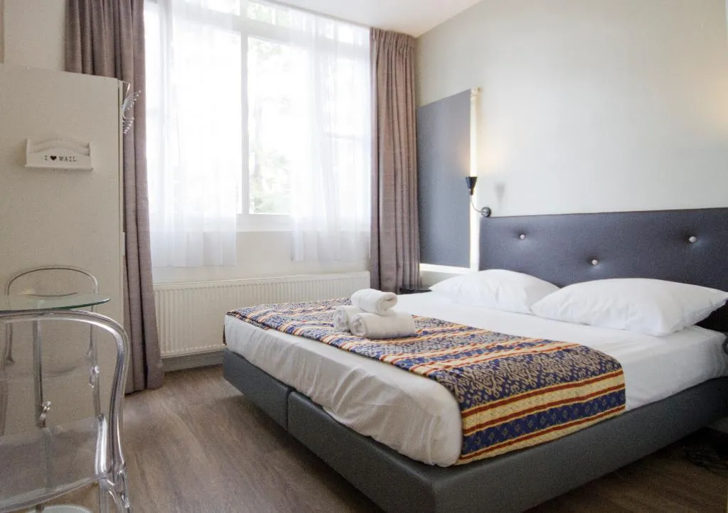 Double or Twin STANDARD Room, Acostar Hotel, Amsterdam