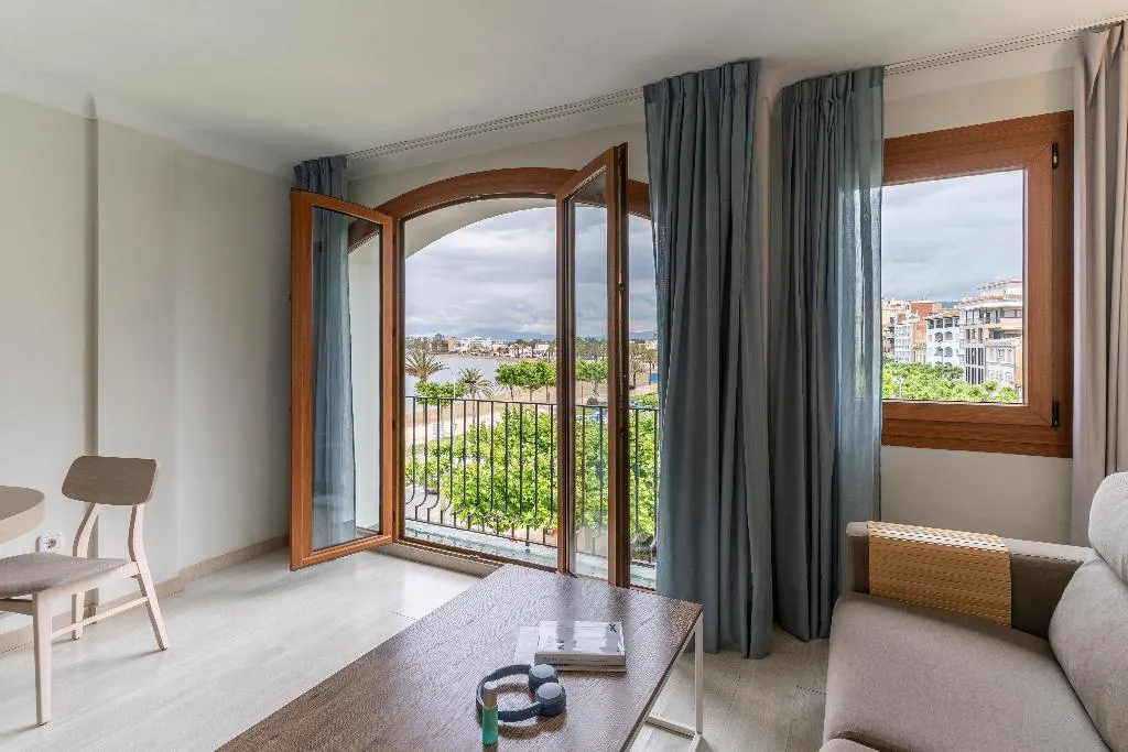 QUADRUPLE STANDARD Room, Prestige Mar y Sol, Costa Brava