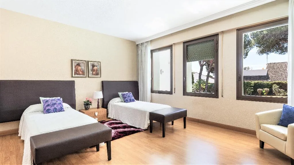 VILLA STANDARD Room, Villa Marina Puerto Banus, Costa Del Sol
