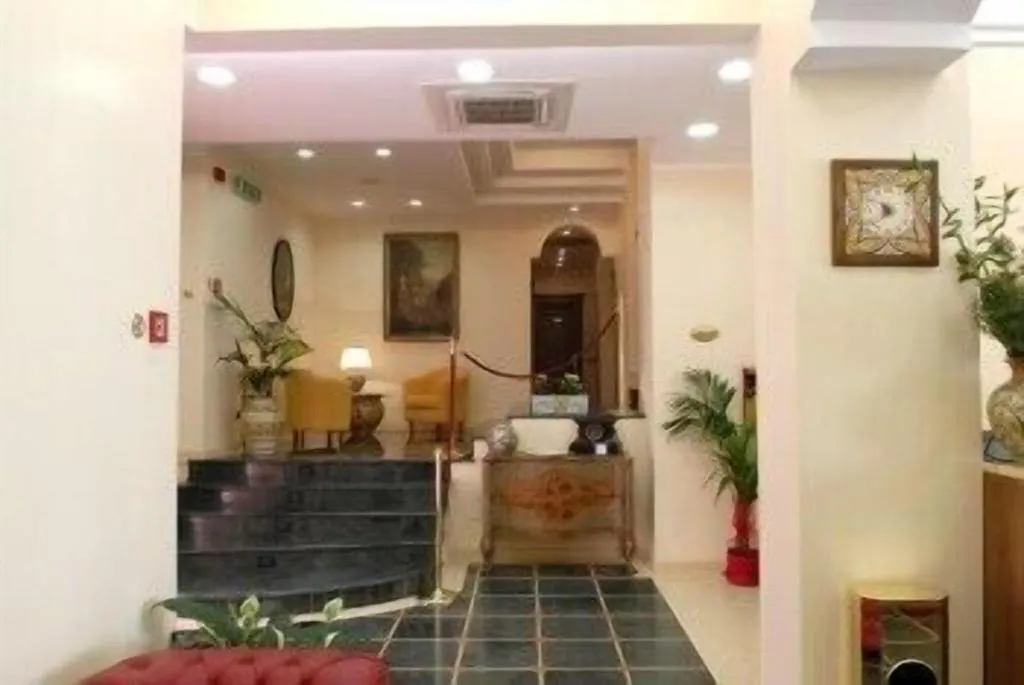 Lobby, Paradiso Delle Madonie, Palermo