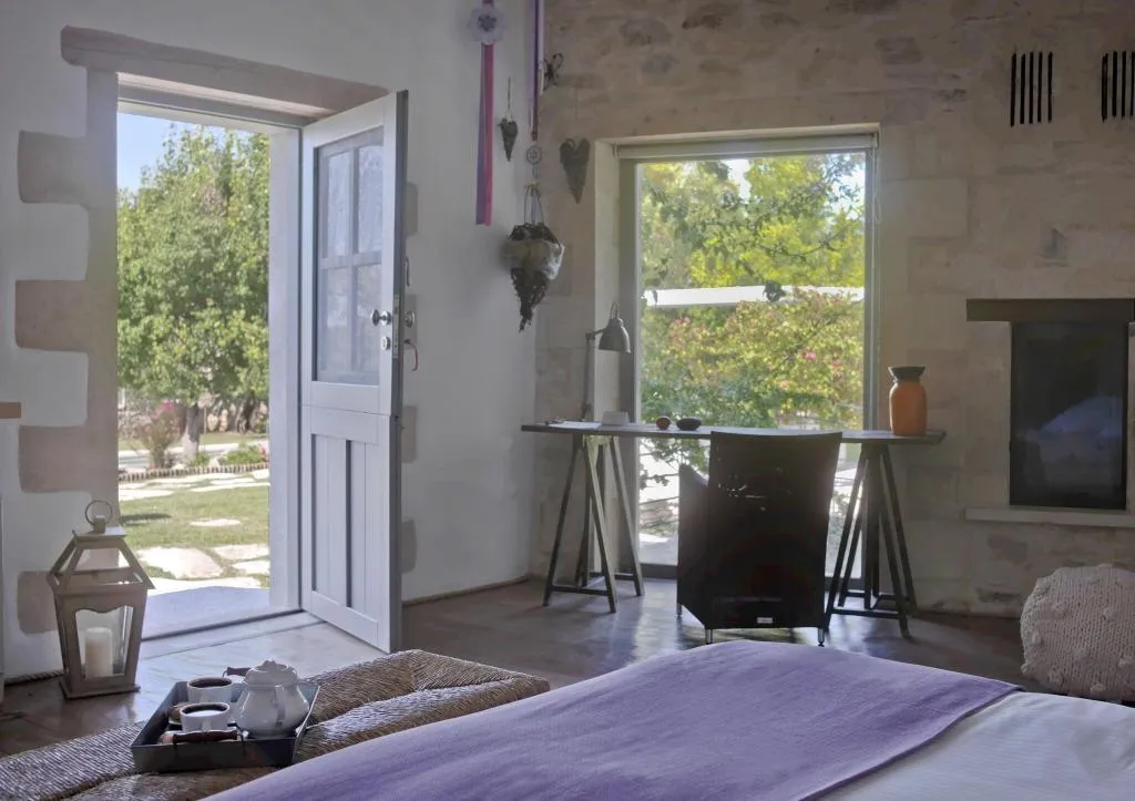 Room, Villa Athermigo, Crete