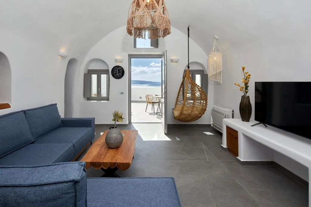 Room, Allure Breeze Suites, Santorini
