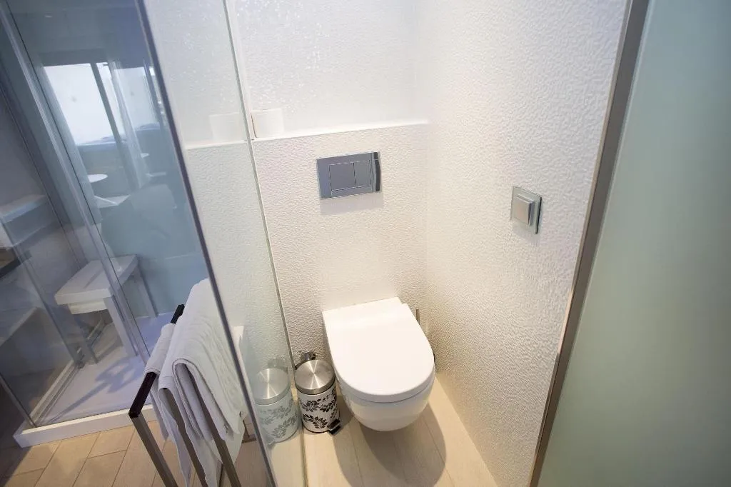 Room, Orosol, Ibiza