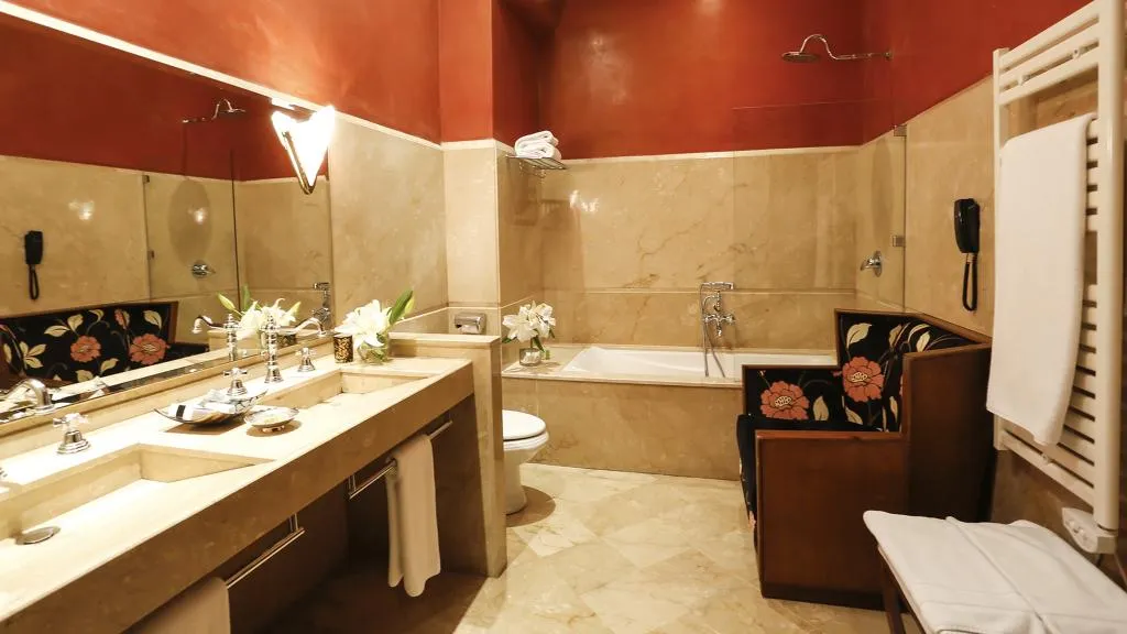 JUNIOR SUITE KING SIZE BED Room, Hôtel Le Doge Casablanca, Casablanca