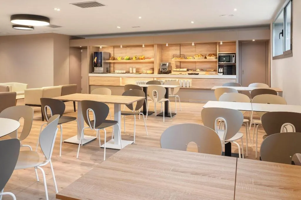 Restaurant, B&B Hotel Barcelona Sant Cugat, Barcelona