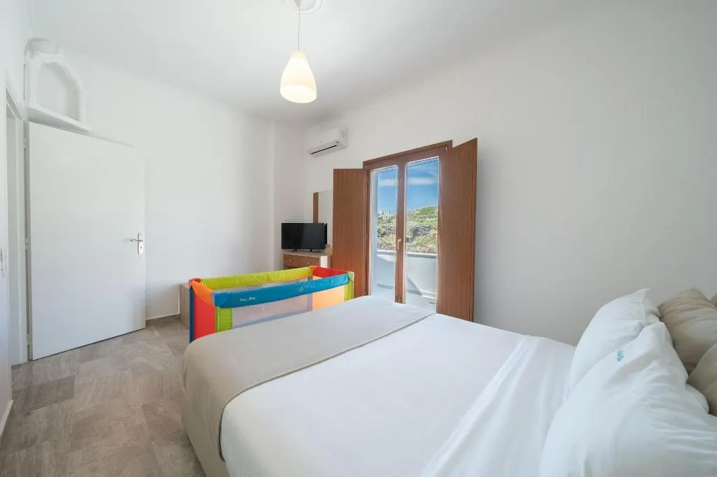 Room, Belle etoile Villas, Santorini