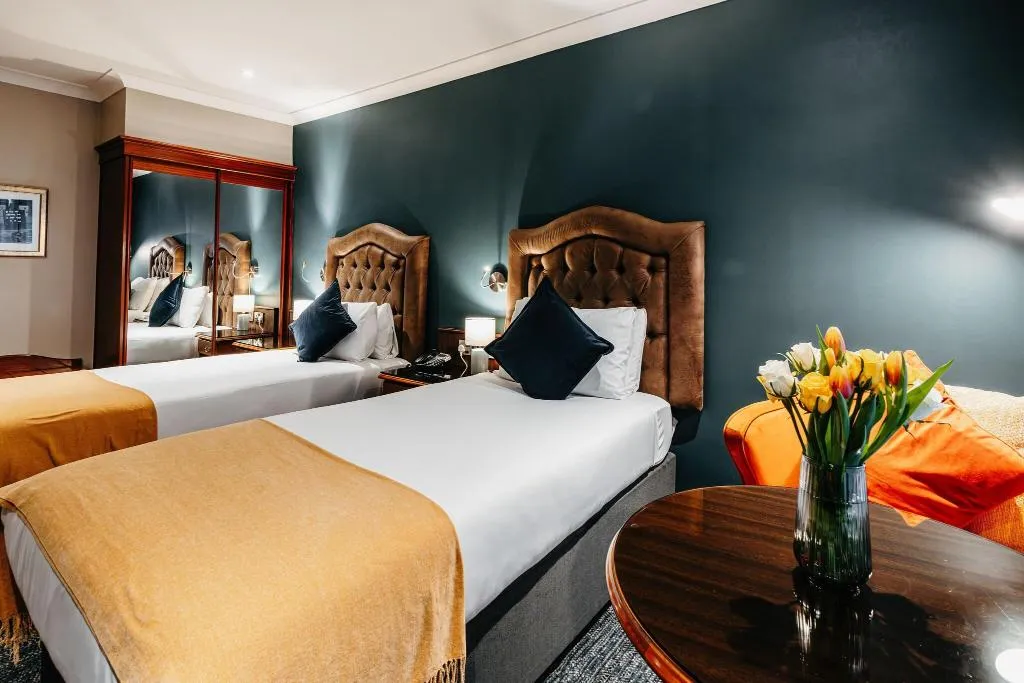 SINGLE STANDARD Room, Drury Court Hotel, Dublin