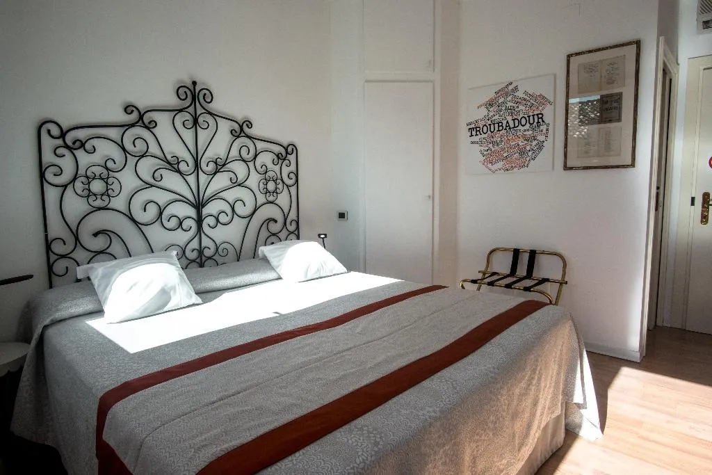 DOUBLE ONE BED Room, Antigo Trovatore, Venice