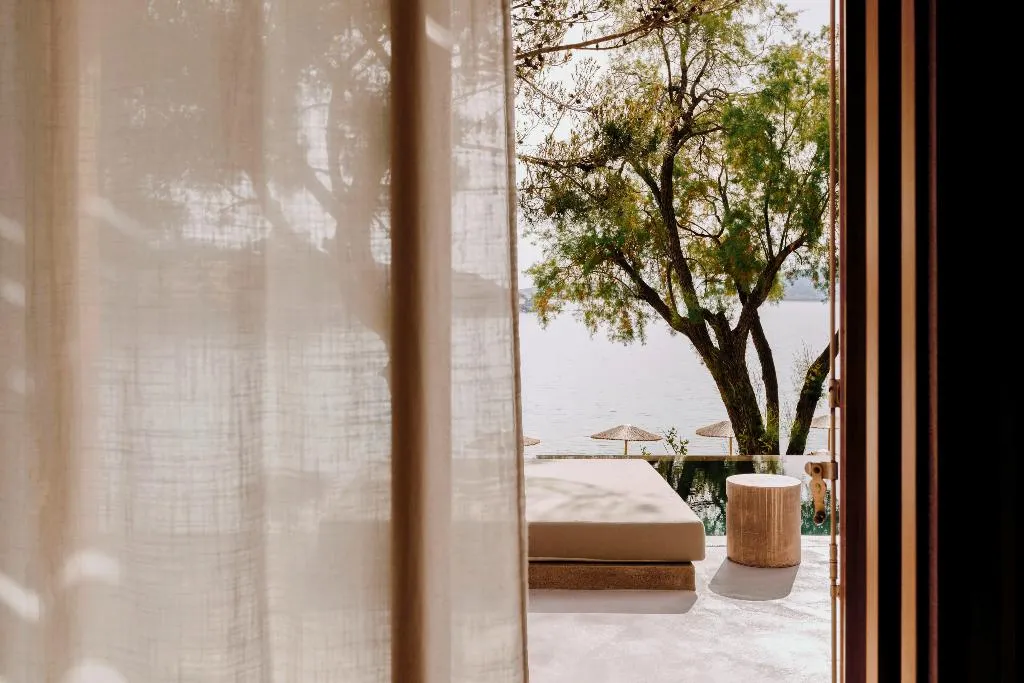 VILLA WITH PRIVATE POOL Room, Minos Beach Art Hotel, a Member of Design Hotels, Crete