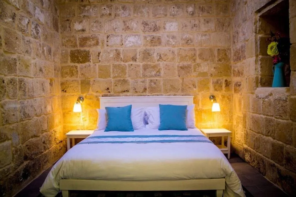 Room, Lemon Tree Bed & Breakfast by CX Collection, Malta