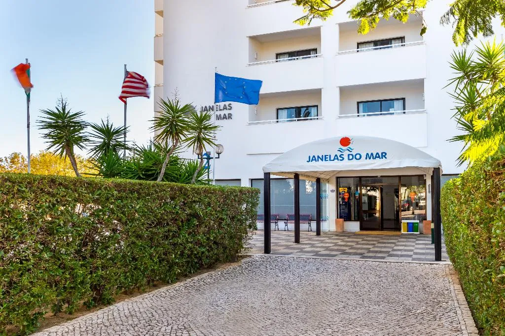 Lobby, Janelas do Mar, Algarve