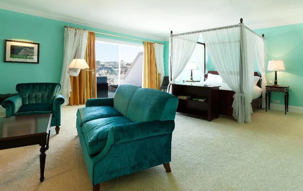 SUITE DELUXE Room, The Yeatman, Porto