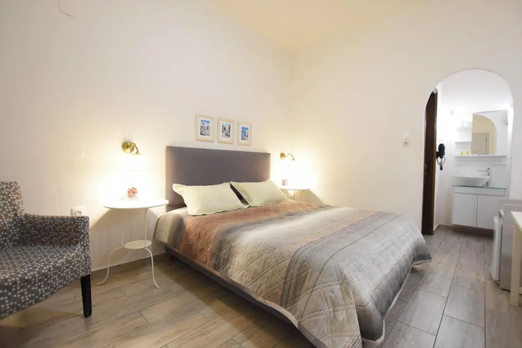 Room, Rodakas Hotel, Santorini