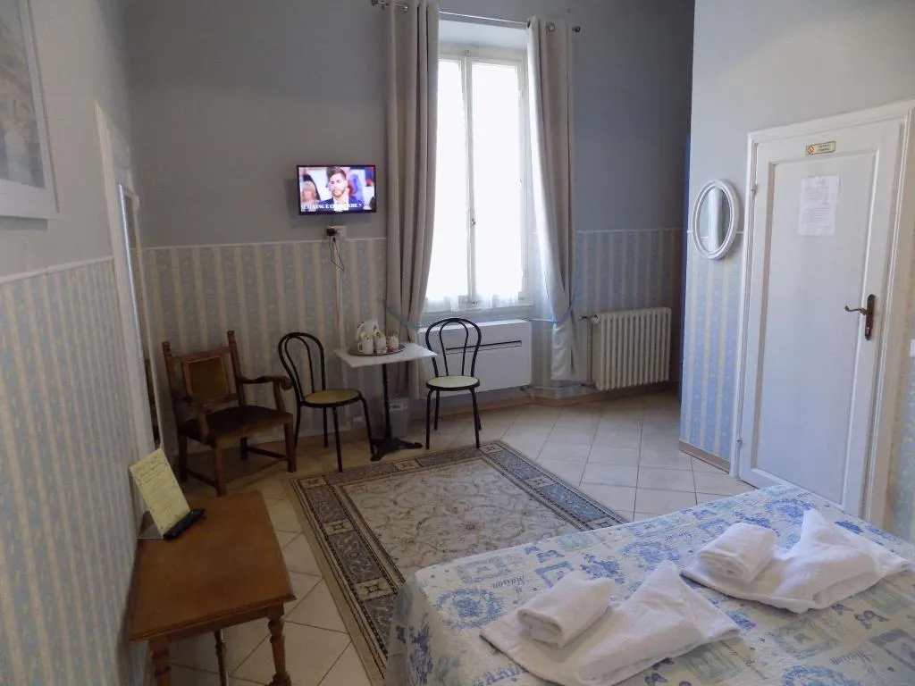 Room, Il Pitti Soggiorno, Florence