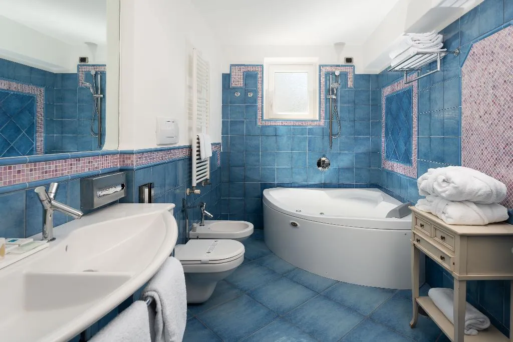 Room DELUXE WITH TERRACE Room, La Floridiana, Naples
