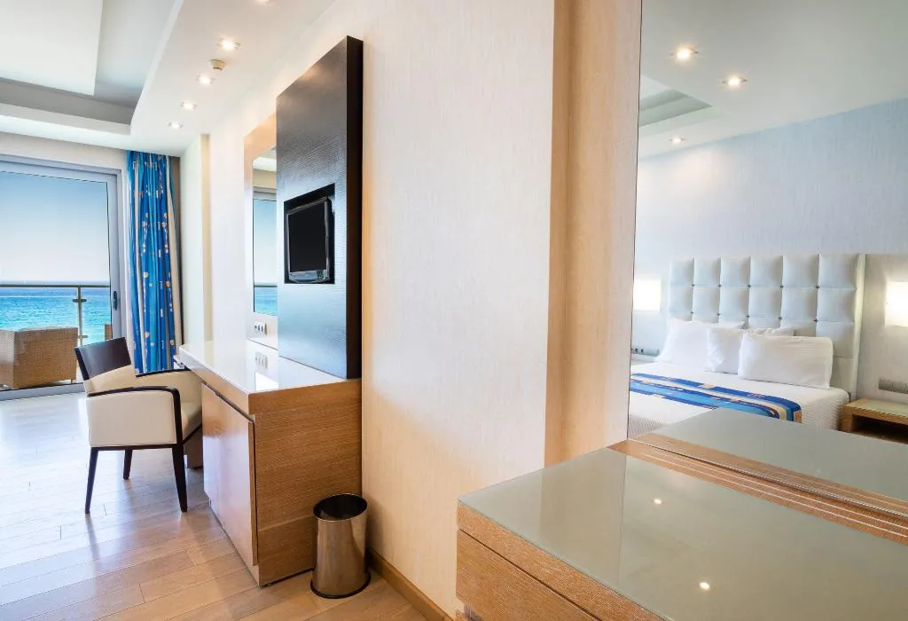 TRIPLE SEA VIEW Room, Konstantinos Palace, Rhodes