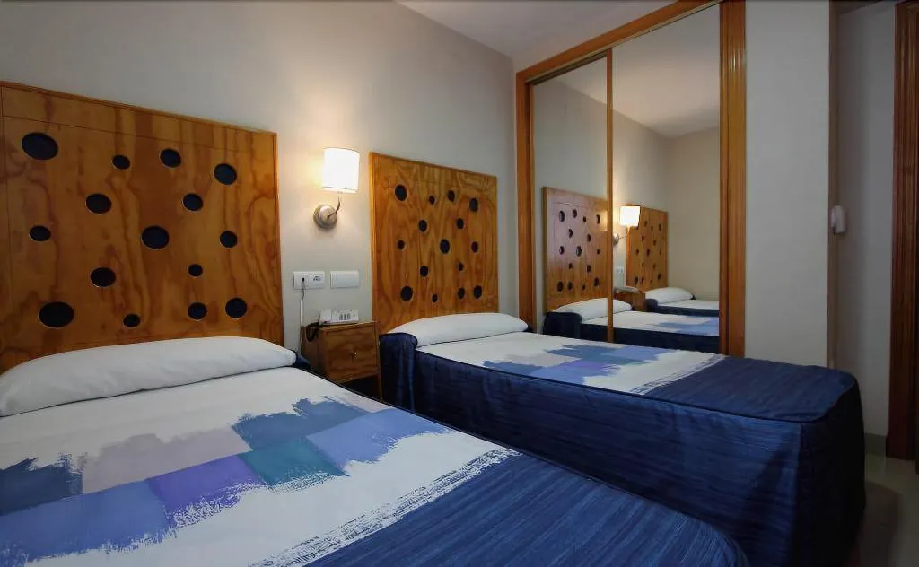 Room, Hostal Quatre Llunes, Costa Blanca