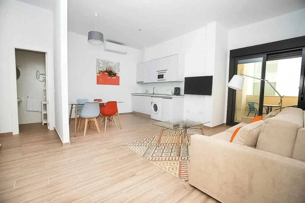 Room, Feelathome Ma Rtires Apartments, Costa Del Sol