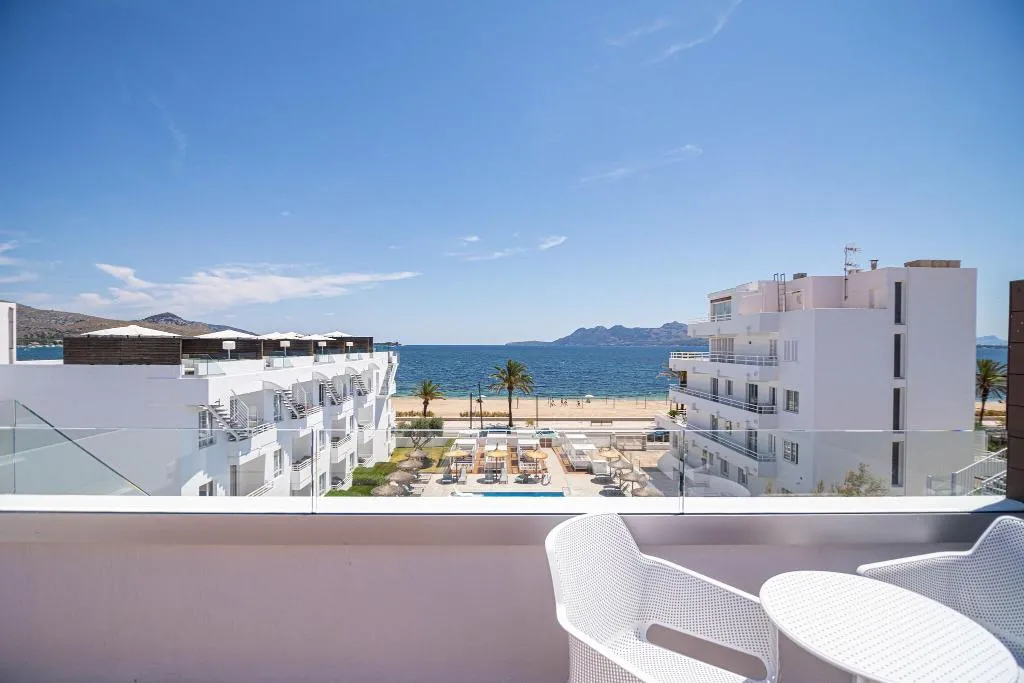 Beach, Hobby Club, Majorca