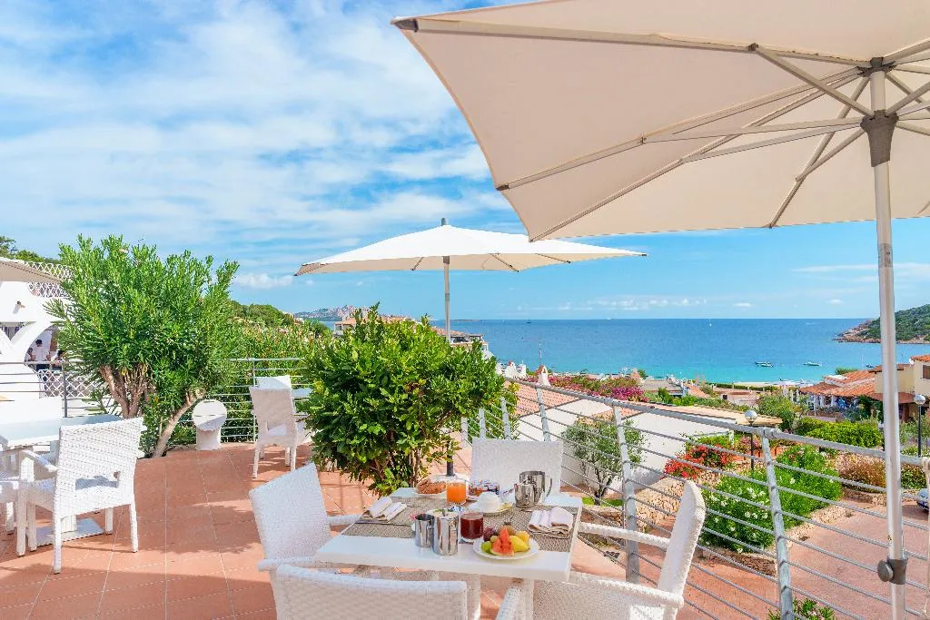 Terrace, Punta Est, Olbia