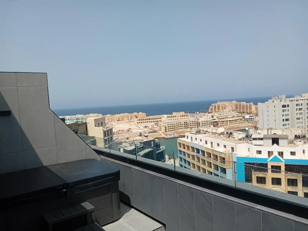 Double or Twin DELUXE WITH JACUZZI Room, So City Hotel, Malta