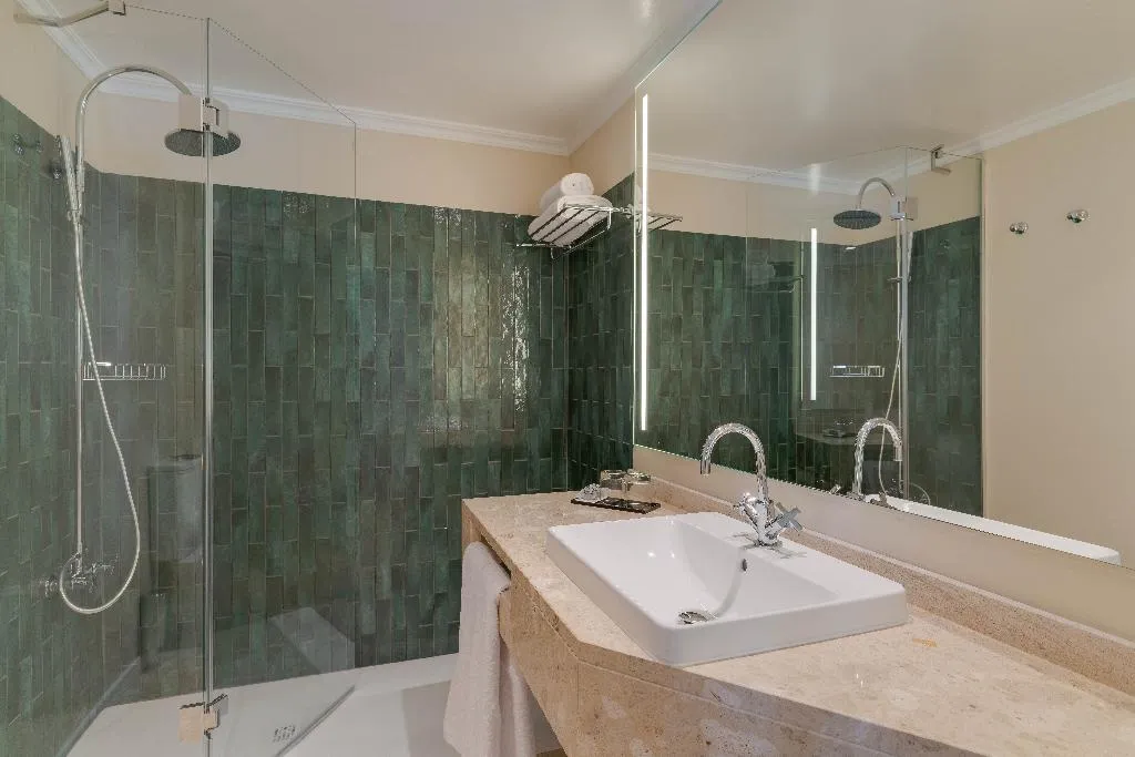 JUNIOR SUITE STANDARD Room, Pestana Miramar Garden & Ocean Hotel, Madeira