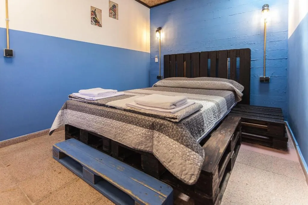 Room, Neptuno Hostal, Costa Brava