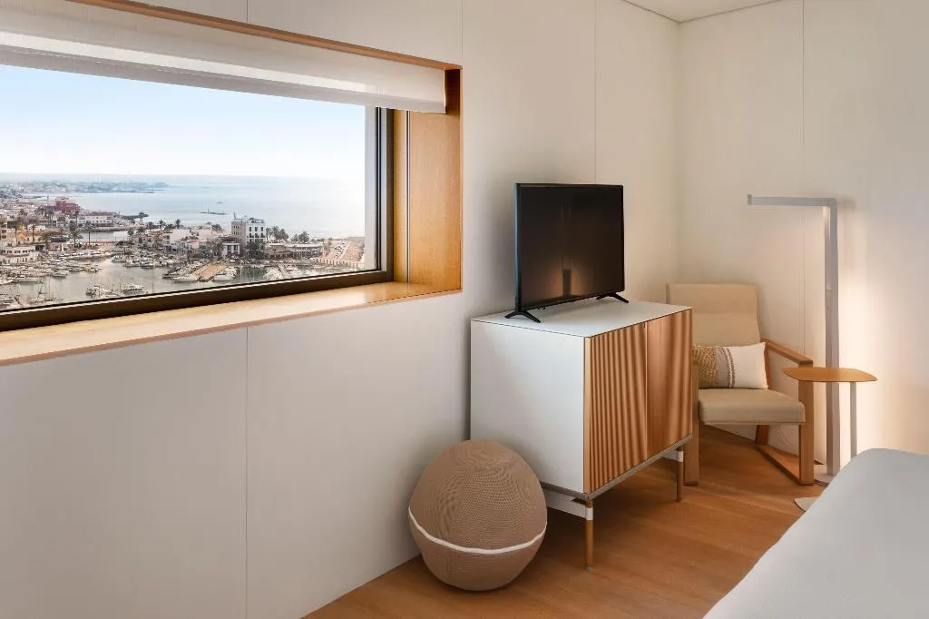JUNIOR SUITE STANDARD Room, Melia Palma Bay, Majorca