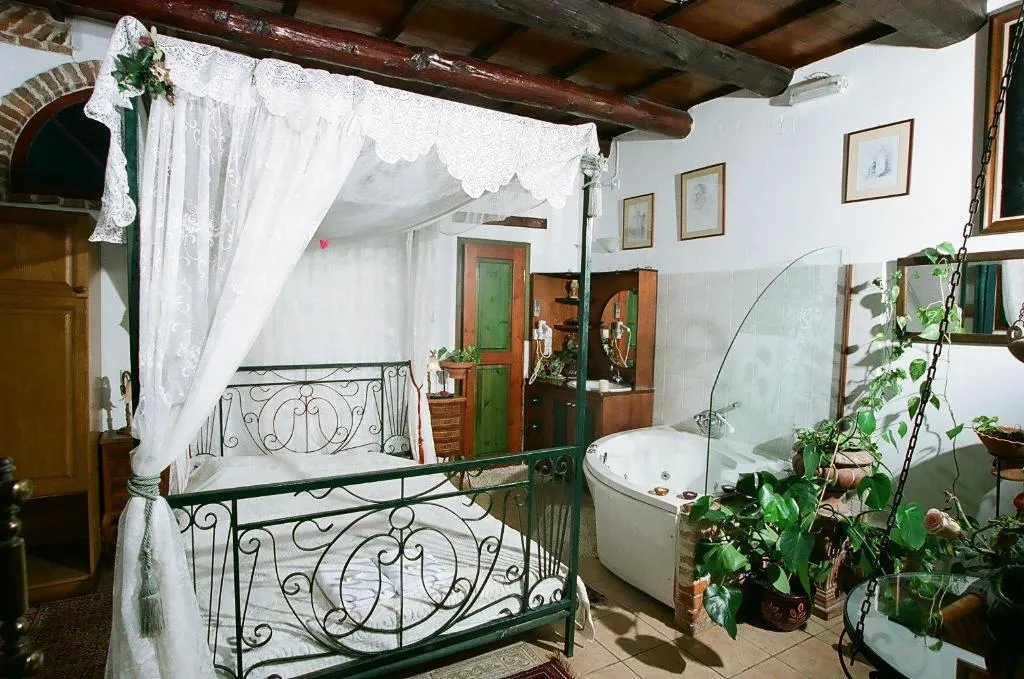 Room, Ifigenia By Captain Michalis, Crete