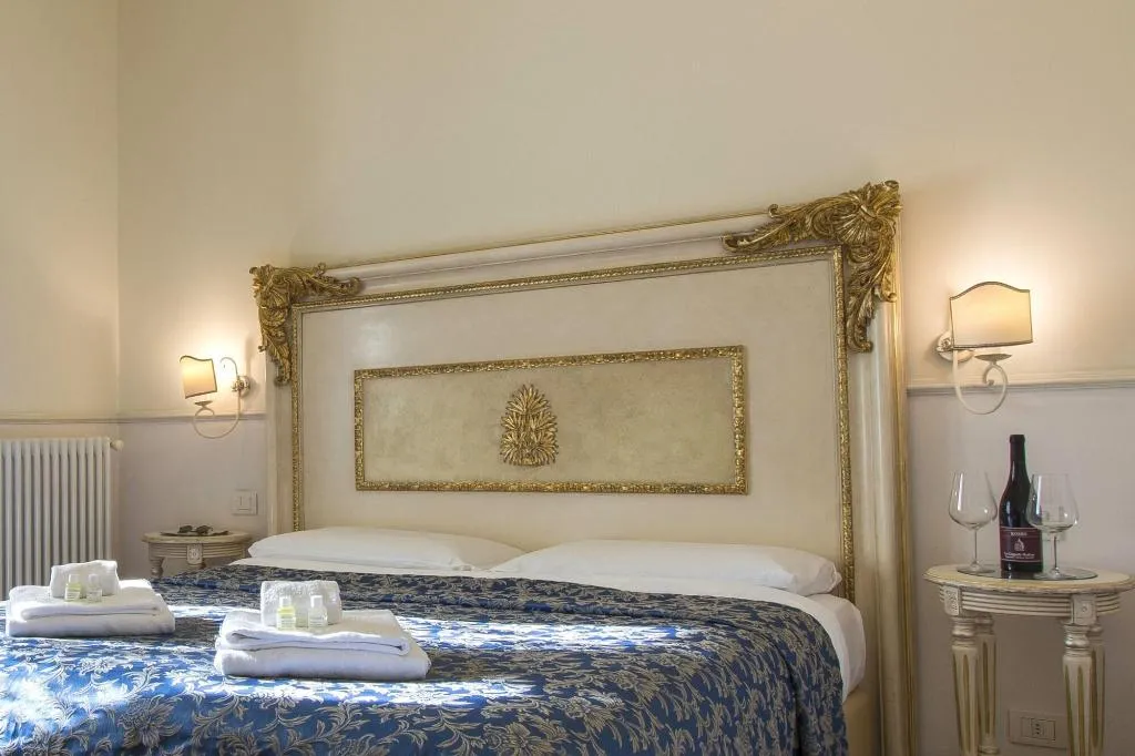 Room, B&B Relais Tiffany, Florence