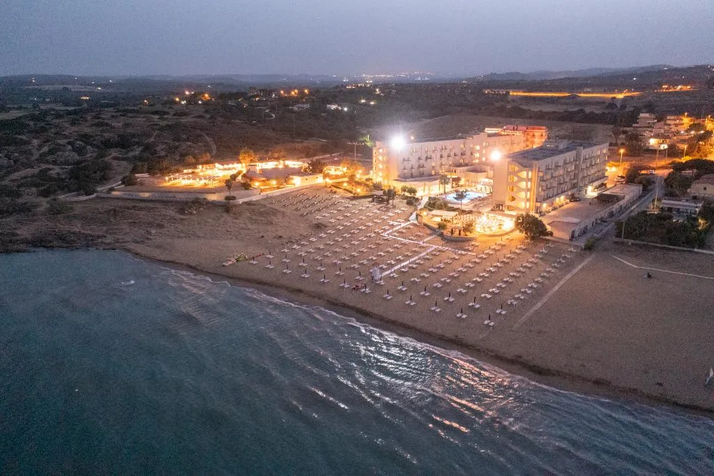 General view, Hotel Club Eloro, Catania