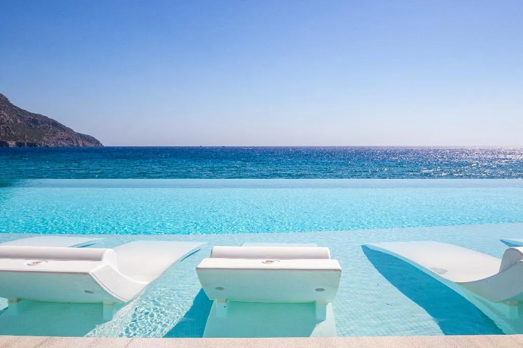 Pool, Konstantinos Palace, Rhodes