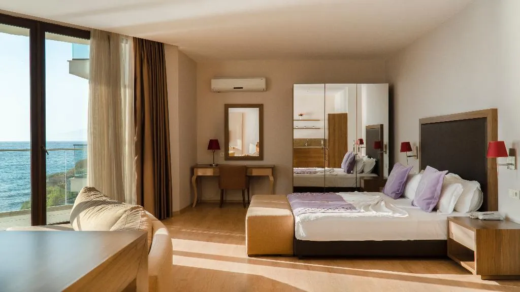 SUITE PREMIUM Room, Ladies Beach Suite Hotel, Izmir