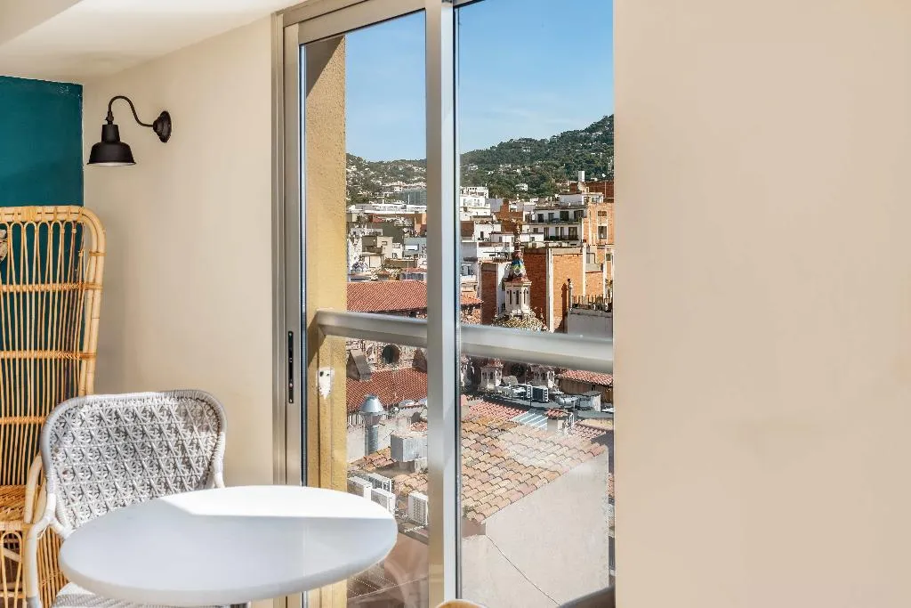 Sports and Entertainment, Metropol Hotel, Costa Brava