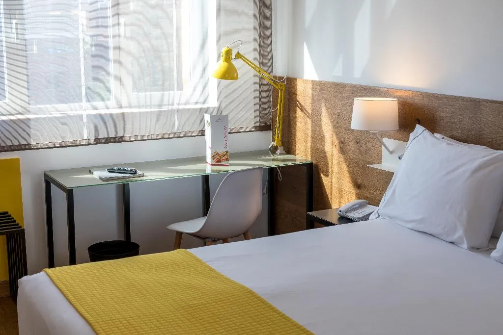 Room, Rafaelhoteles Atocha, Madrid