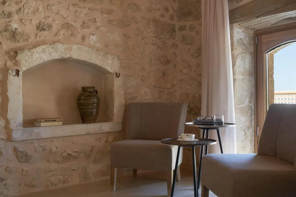Room, Kapsaliana Village Hotel, Crete