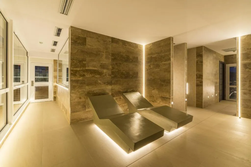 Sports and Entertainment, Hotel Marsol, Costa Brava